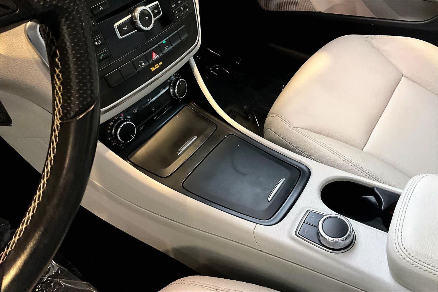 Used 2014 Mercedes-Benz CLA 250 image 14