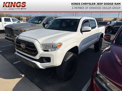 Used 2019 Toyota Tacoma SR w/ SR Convenience Package image 1