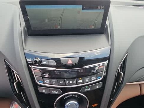 Used 2025 Acura RDX SH-AWD w/ Technology Package image 17