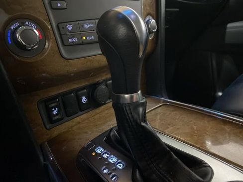 Used 2011 INFINITI QX56 2WD w/ Theater Pkg image 58