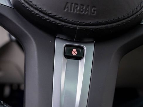 Used 2023 BMW 540i xDrive w/ M Sport Package image 25