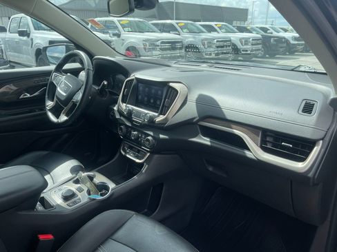 Used 2023 GMC Terrain Denali image 18