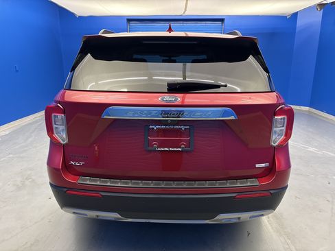 Used 2020 Ford Explorer XLT w/ Equipment Group 202A AWD/4WD image 6