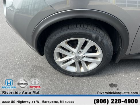 Used 2016 Nissan Juke SL AWD/4WD image 11