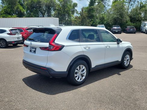 Used 2023 Honda CR-V LX image 5