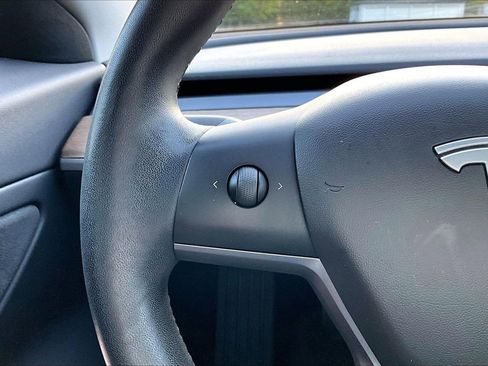 Used 2019 Tesla Model 3 Standard Range Plus RWD image 28