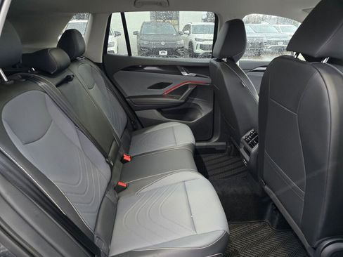 New 2026 Volkswagen Tiguan SE image 31