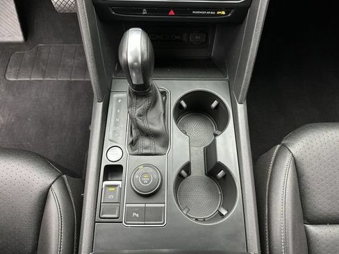Used 2021 Volkswagen Atlas SE w/ Towing Package AWD/4WD image 19