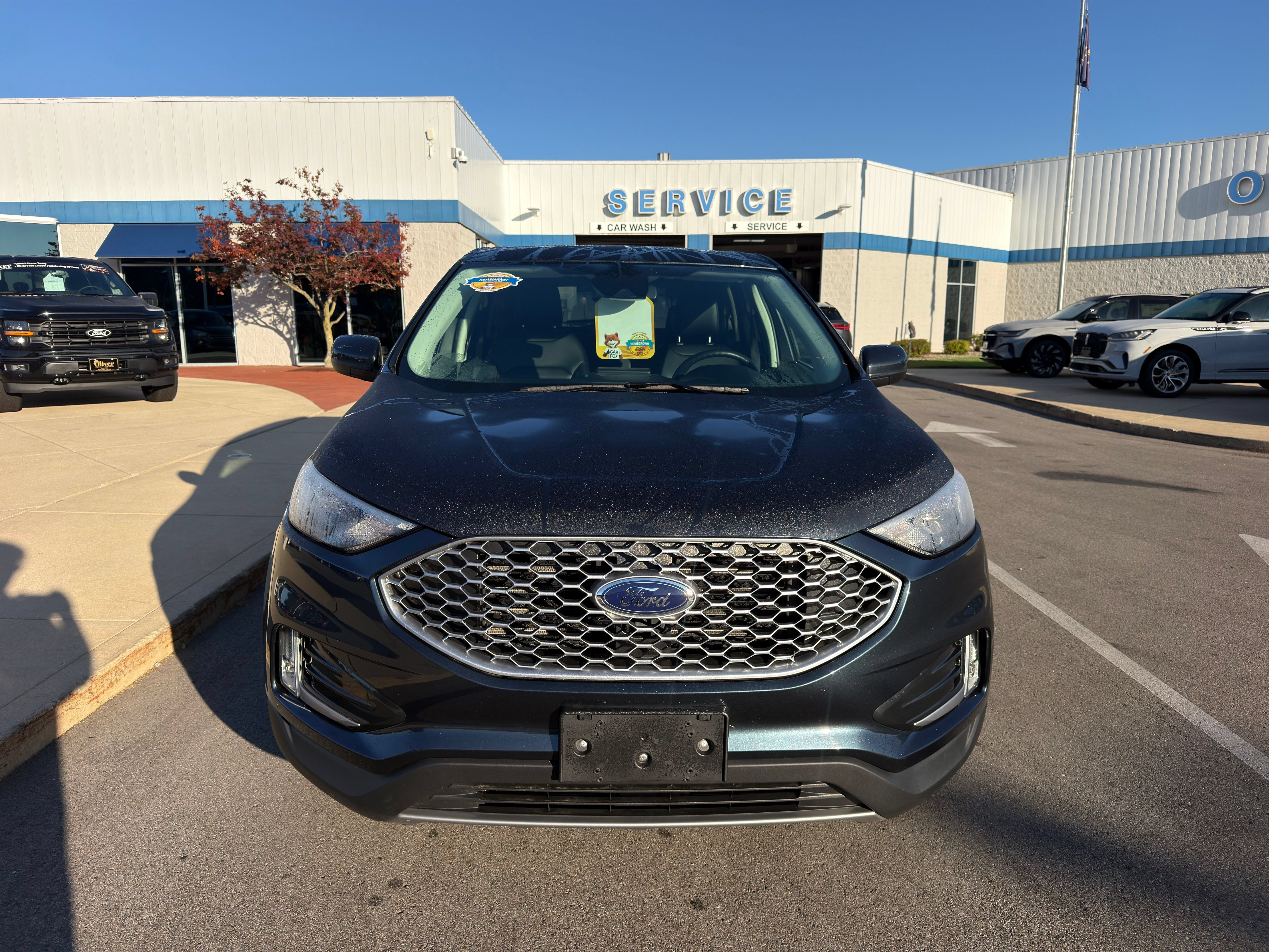 Used 2024 Ford Edge SEL w/ Convenience Package AWD/4WD image 2