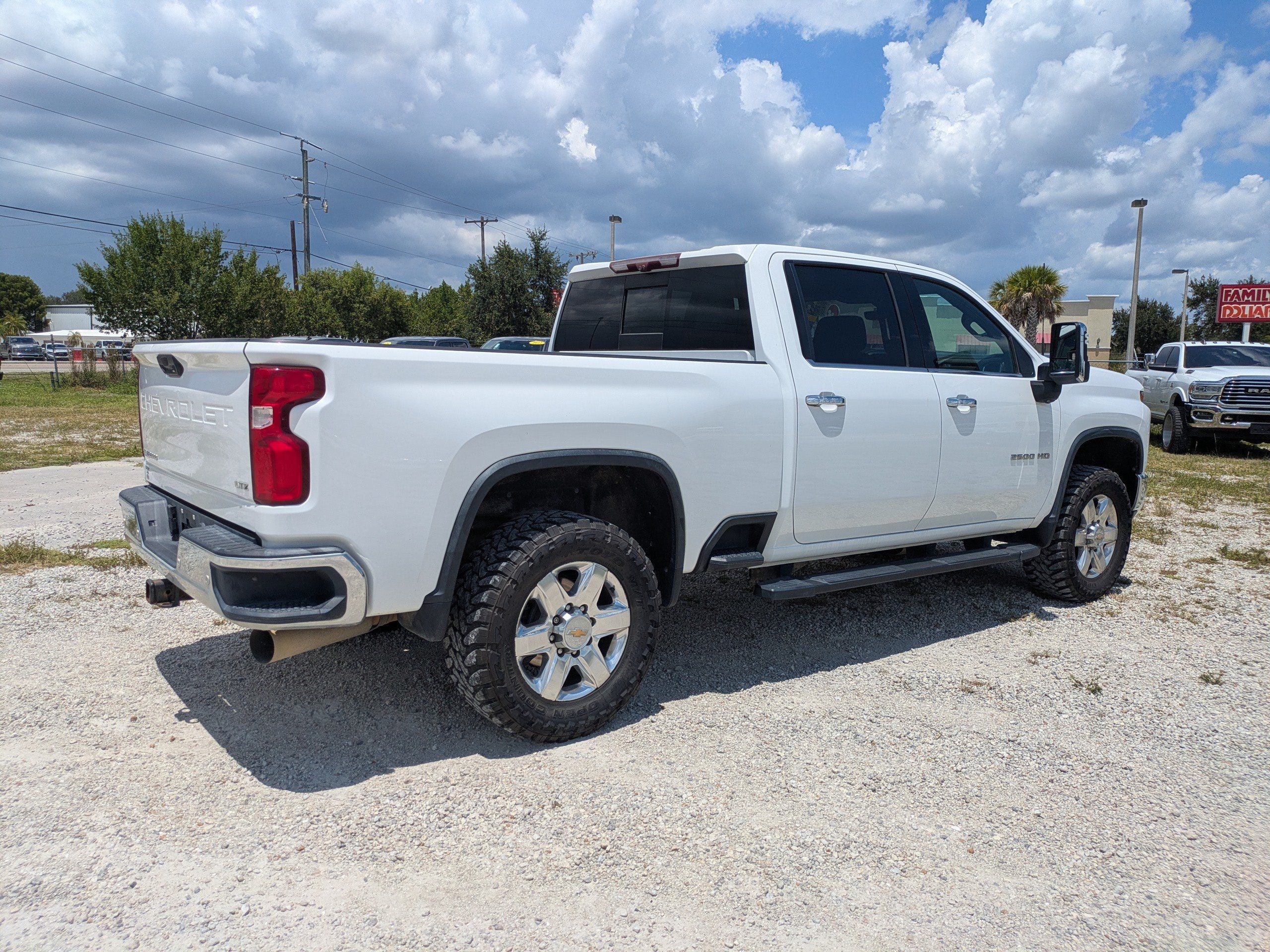 Used 2021 Chevrolet Silverado 2500 LTZ w/ LTZ Premium Package AWD/4WD image 4