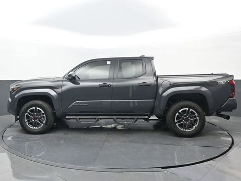 Used 2024 Toyota Tacoma TRD Sport RWD image 21