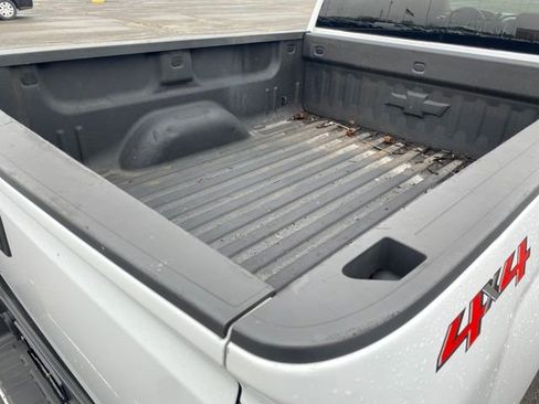 Certified 2019 Chevrolet Silverado 1500 LT image 20