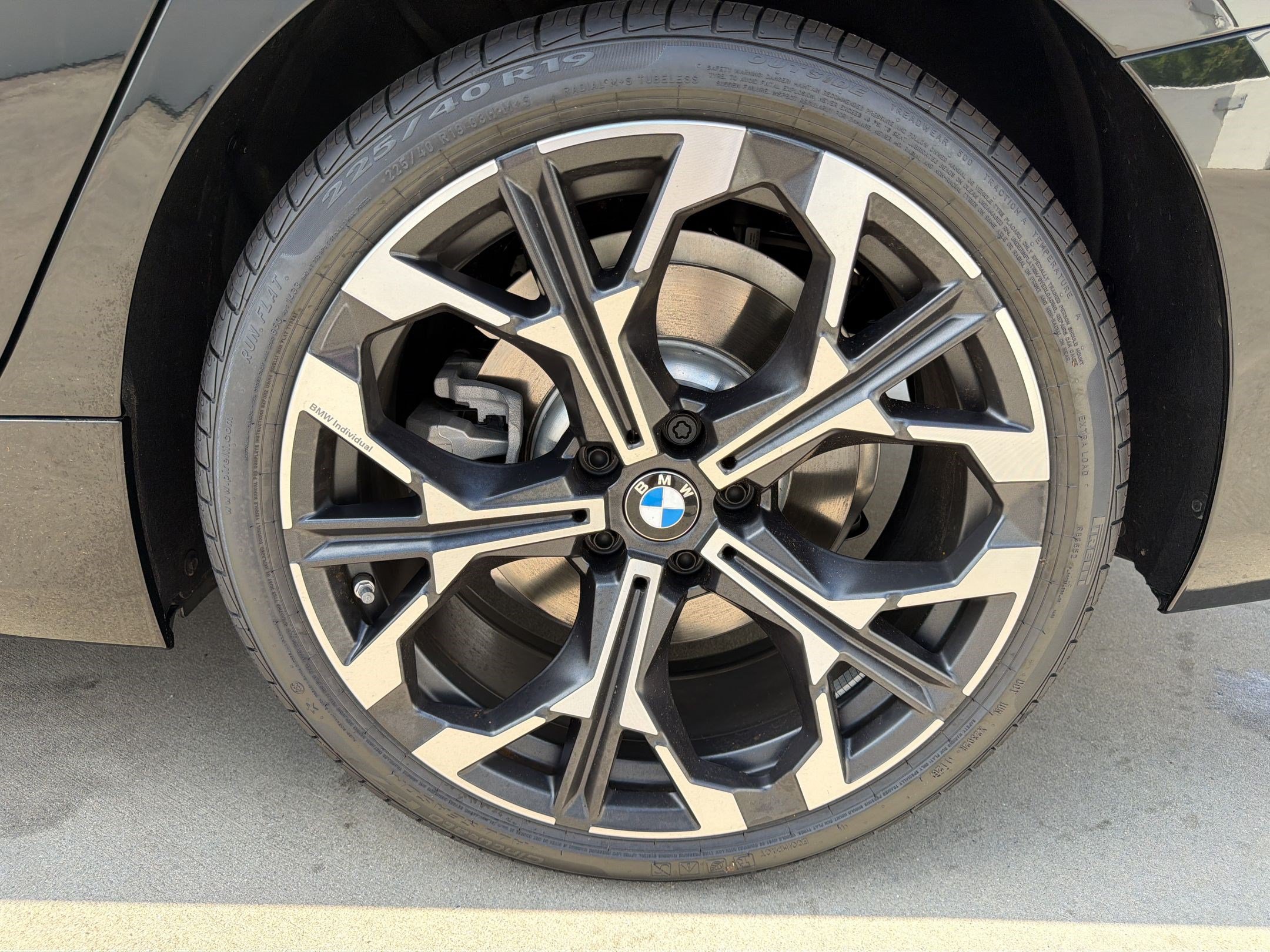 Used 2026 BMW 330i Sedan w/ Convenience Package RWD image 11