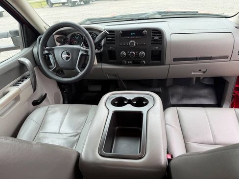 Used 2012 GMC Sierra 2500 W/T w/ Snow Plow Prep Package image 29