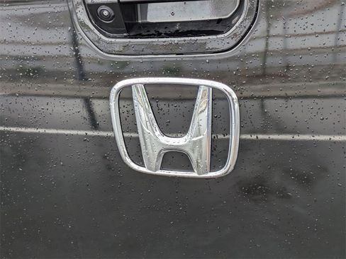 Used 2023 Honda Ridgeline Sport image 24