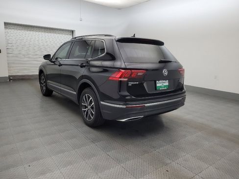 Used 2020 Volkswagen Tiguan SE image 5