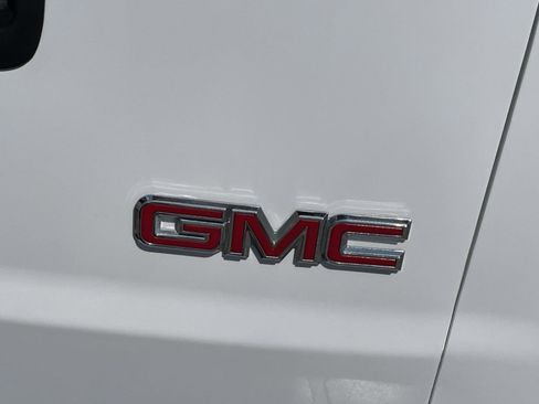 Used 2024 GMC Savana 2500 w/ Driver Convenience Package RWD image 10