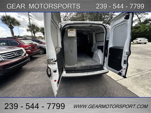 Used 2017 RAM ProMaster City Tradesman SLT w/ Rear Back-up Camera Group image 4
