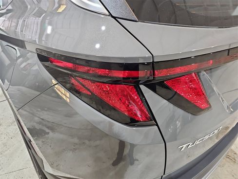 New 2026 Hyundai Tucson SE image 32