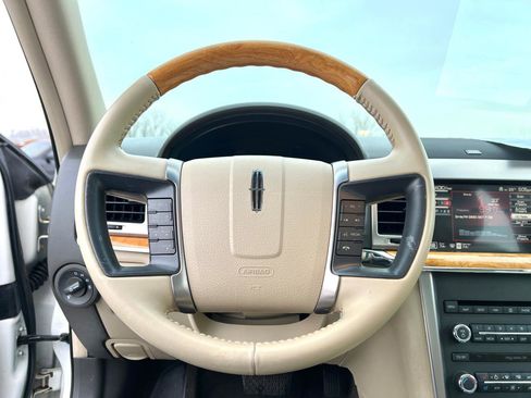 Used 2012 Lincoln MKZ Hybrid image 18