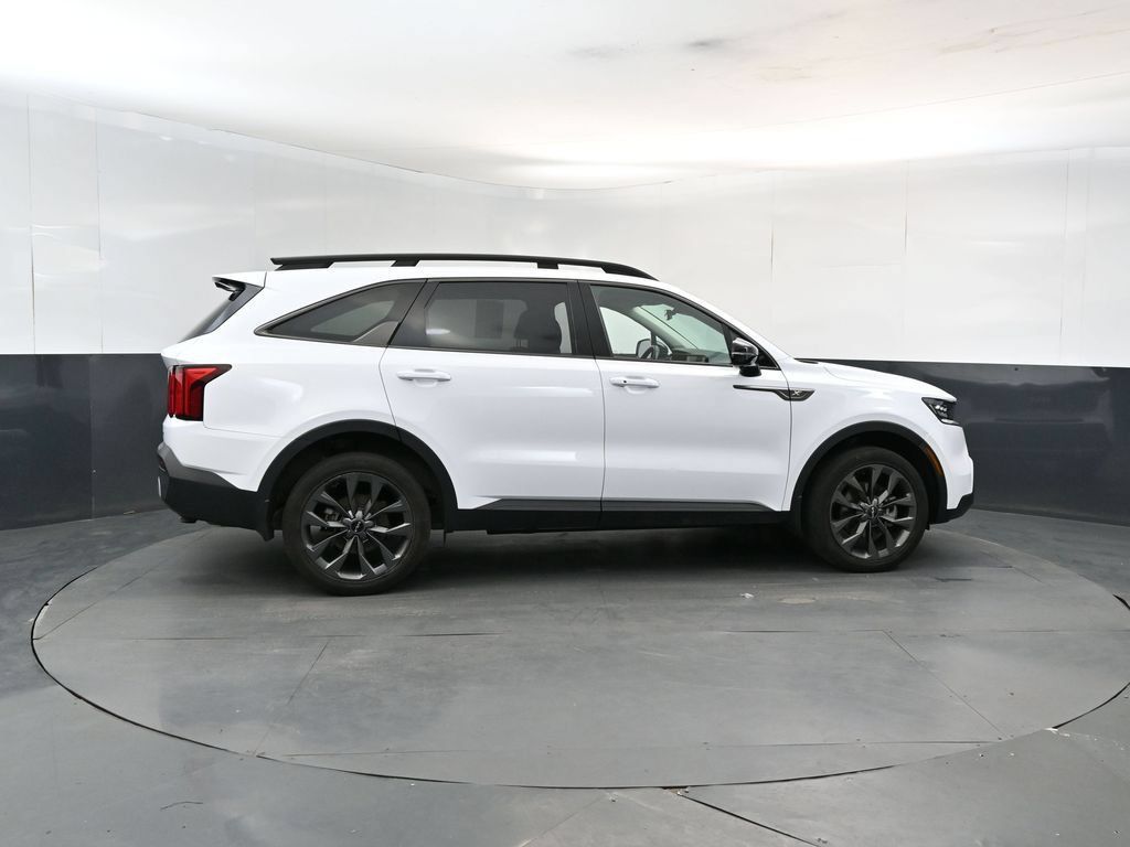 Certified 2023 Kia Sorento SX Prestige AWD/4WD image 6