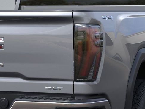 New 2026 GMC Sierra 2500 SLT w/ SLT Convenience Package AWD/4WD image 35