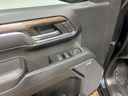 Used 2022 Chevrolet Silverado 1500 LT Trail Boss w/ Convenience Package II AWD/4WD image 31