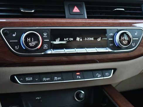 Used 2021 Audi A4 2.0T allroad Premium Plus image 30