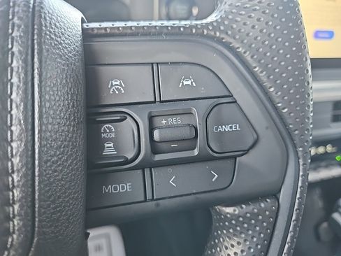 Used 2025 Toyota Tacoma SR5 image 49