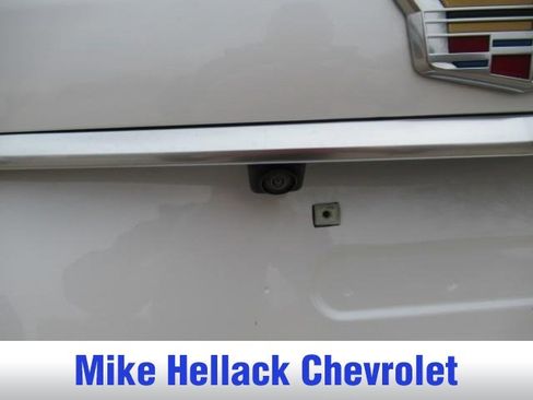 Used 2025 Cadillac XT5 Premium Luxury image 17