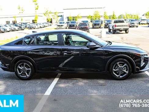 Used 2025 Kia K4 FWD image 9