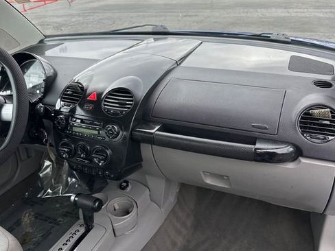 Used 2004 Volkswagen Beetle GLS image 5
