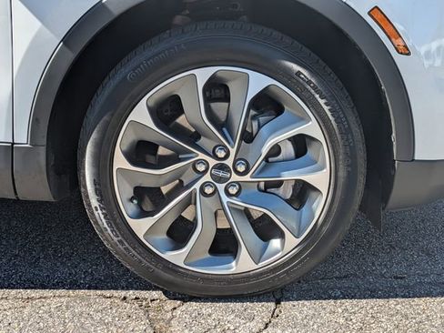 Used 2023 Lincoln Nautilus Reserve w/ Cargo Utility Package image 11