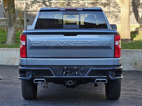 Used 2022 Chevrolet Silverado 1500 LT Trail Boss w/ LT Trail Boss Premium Package AWD/4WD image 4