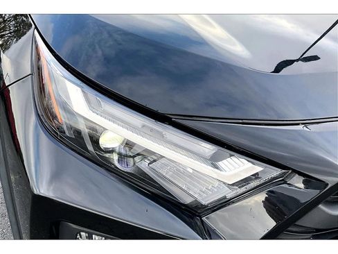 Used 2023 Toyota RAV4 Adventure image 28