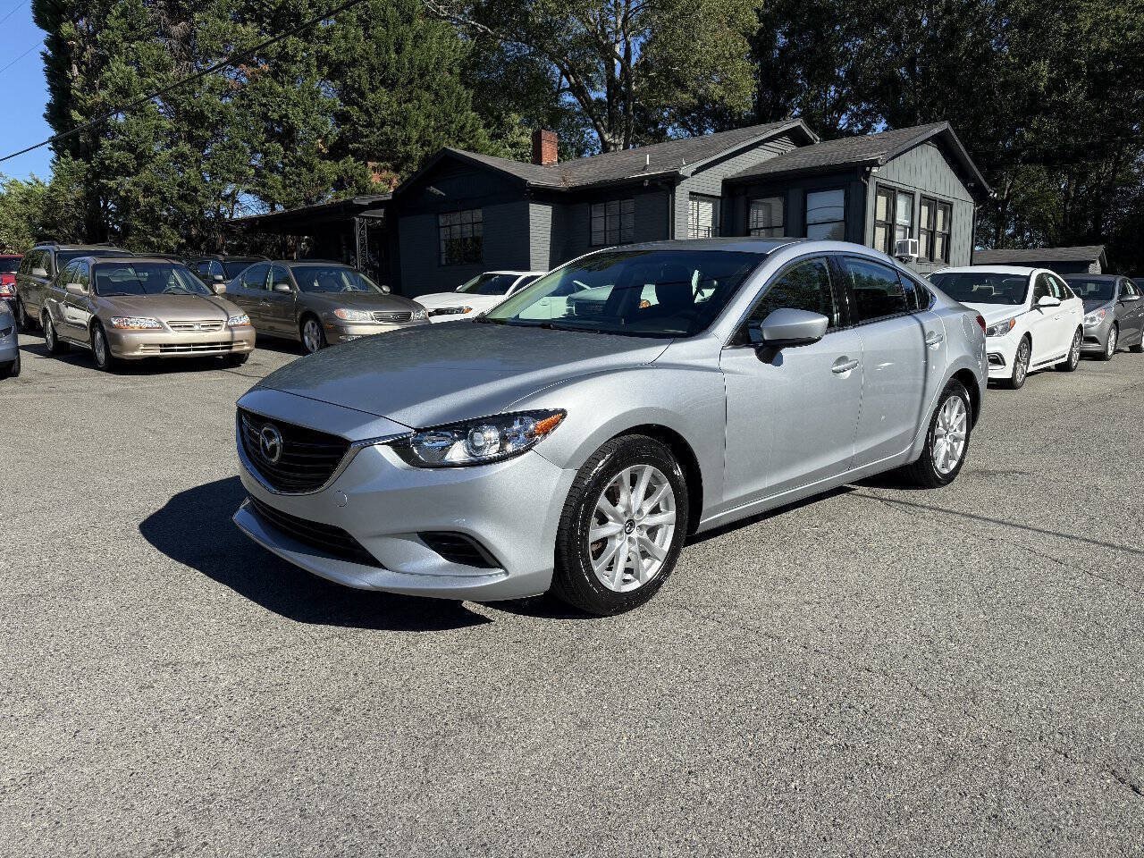 Used 2017 MAZDA MAZDA6 Sport FWD image 2