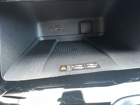 New 2026 Chevrolet Traverse LT w/ Enhanced Driving Package image 24