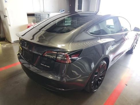 Used 2023 Tesla Model 3 Performance image 30