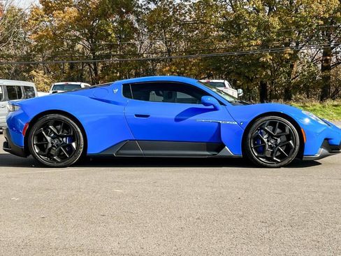 Used 2022 Maserati MC20 Coupe image 3