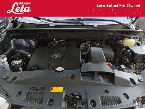 Used 2018 Toyota Highlander XLE image 20
