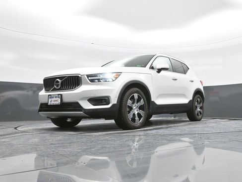Used 2020 Volvo XC40 T5 Inscription image 35
