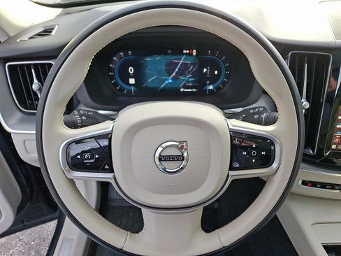 Certified 2024 Volvo XC60 B5 Core w/ Climate Package image 20