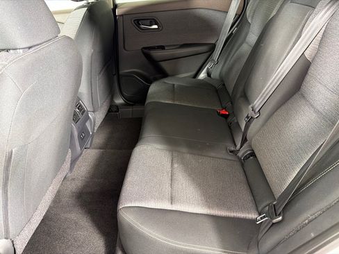 Used 2023 Nissan Rogue SV FWD image 19