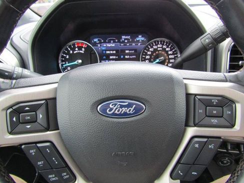 Used 2022 Ford F250 Platinum AWD/4WD image 20