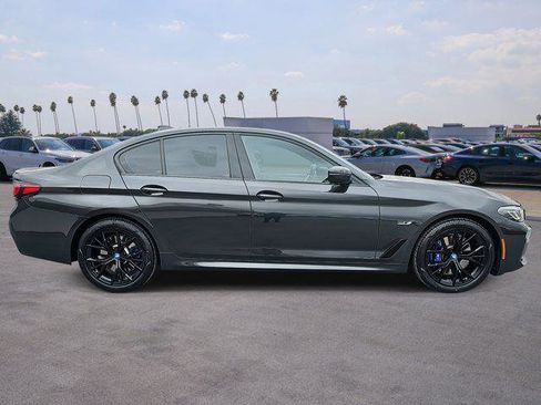 Certified 2023 BMW 530e w/ M Sport Package image 4