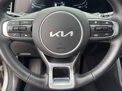 Certified 2024 Kia Sportage EX FWD image 18