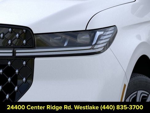 New 2026 Lincoln Navigator Black Label AWD/4WD image 18