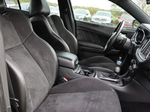 Used 2019 Dodge Charger R/T w/ Plus Group RWD image 15