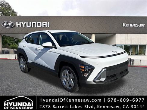 New 2026 Hyundai Kona SE image 1