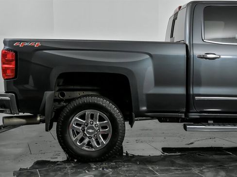 Used 2017 Chevrolet Silverado 2500 LTZ w/ Duramax Plus Package image 11